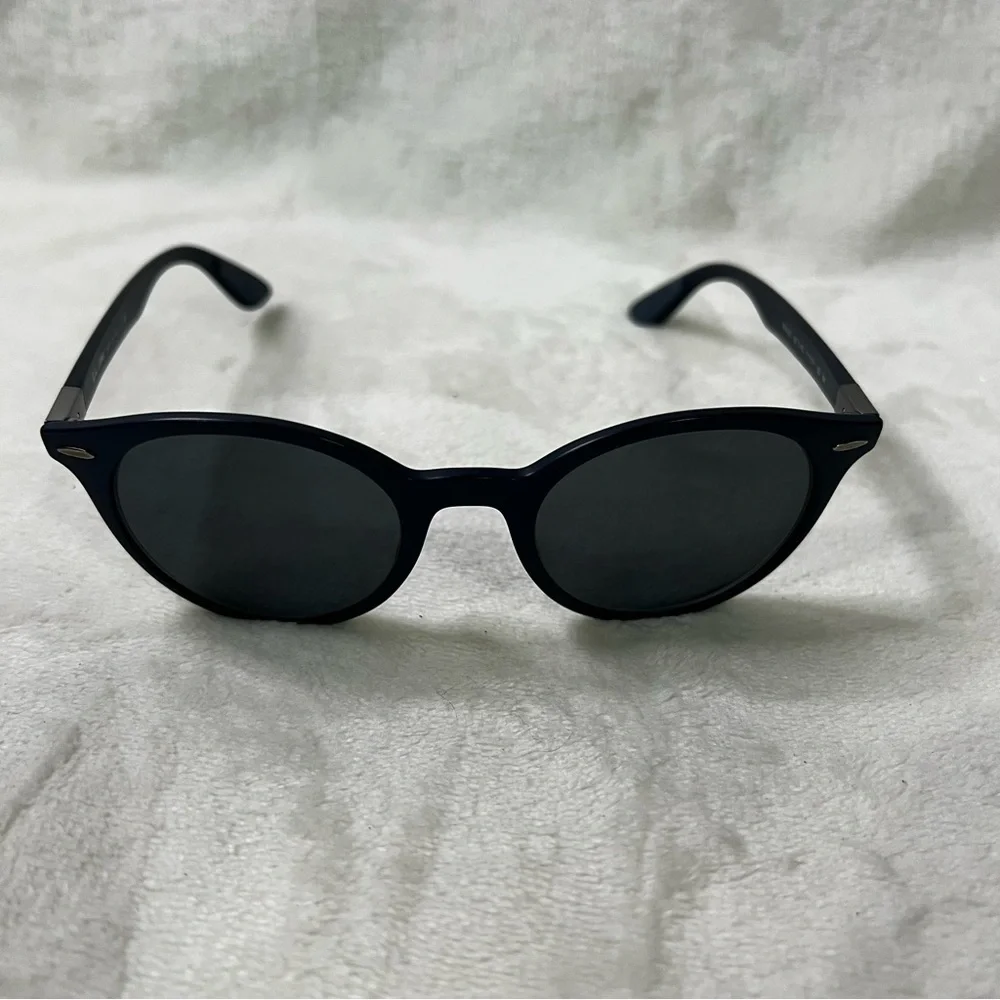 Ray-Ban Liteforce Navy‎ Blue RB4296 Unisex Round RX Sunglasses 50/21/150